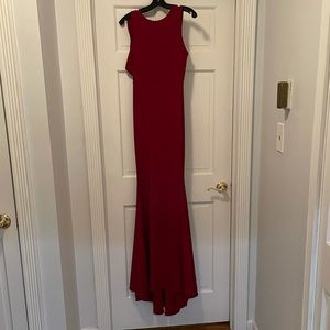 Windsor size S red gown